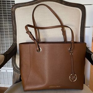 Michael Kors Walsh Luggage Brown Leather Tote Handbag Purse